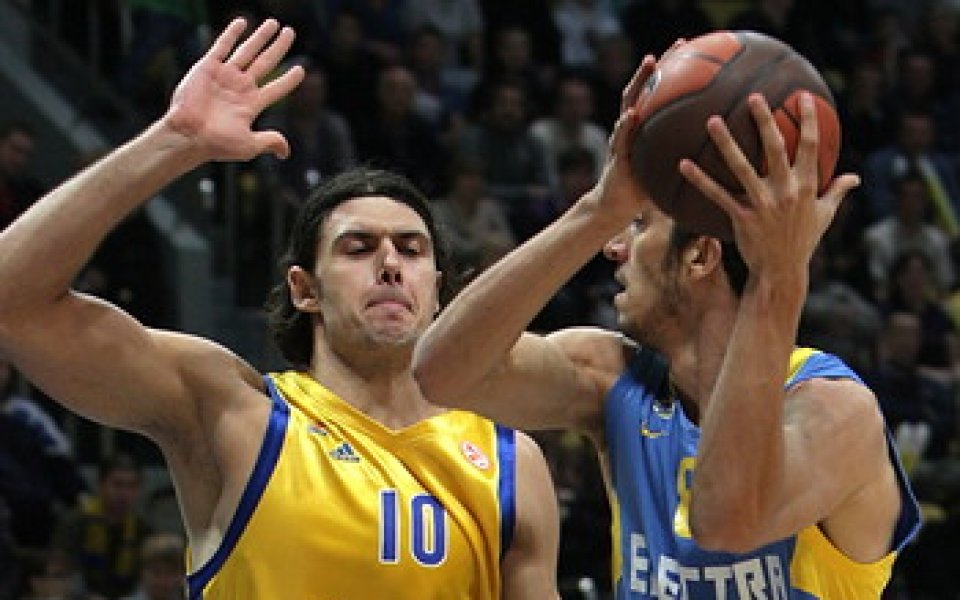 Победи за фаворитите в Евролигата