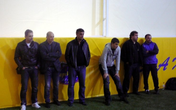 Гонг падна пред погледа на Радуканов и Вуцов