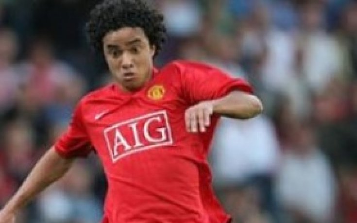 Рафаел: Няма да напускам Манчестър Юнайтед