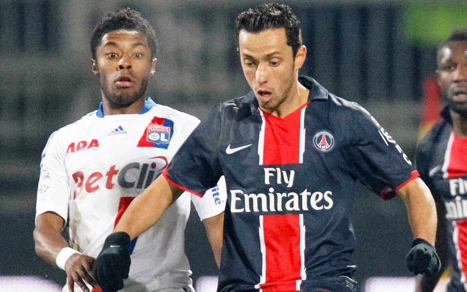 Лион спря ПСЖ за върха във вълнуващо дерби