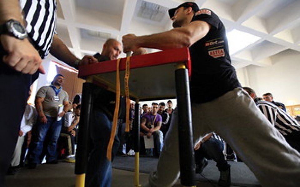 В Невада стартира Световното по канадска борба