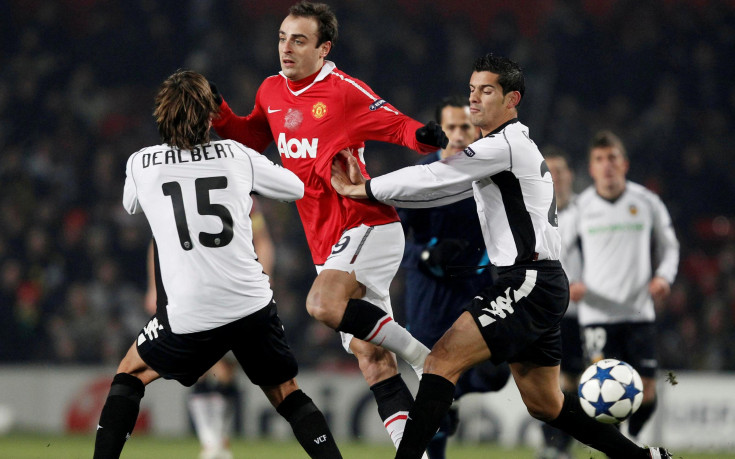 В Англия оцениха: Берба не можеше да уцели и врата на плевня!