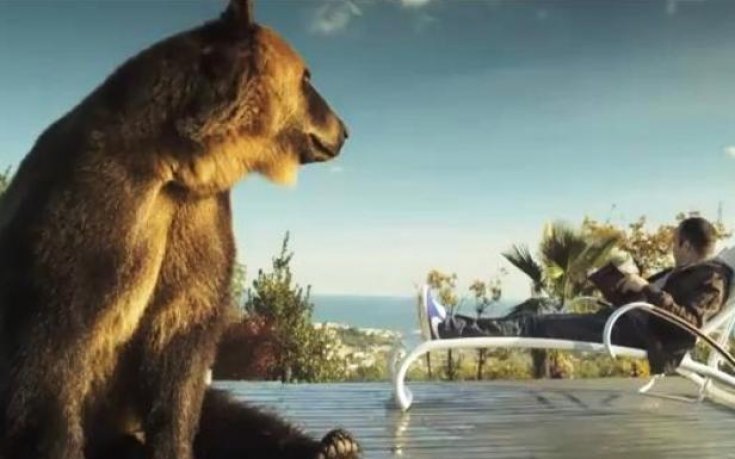 ВИДЕО: Иниеста си ляга с… мечка