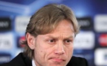 Карпин удължи договора си със Спартак Москва