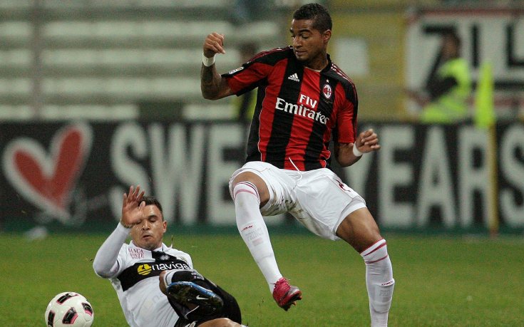 Спортният директор на Парма: Божинов остава, продаваме го при супер оферта