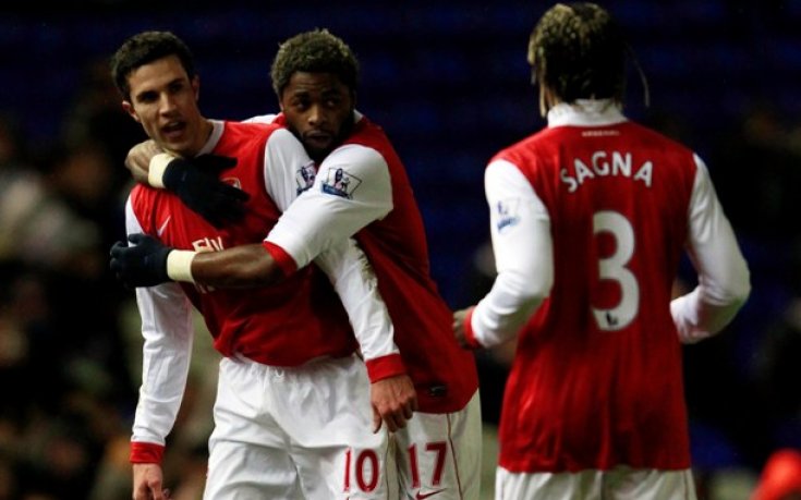 Арсенал отново скъси на две точки пасива от Юнайтед и Сити