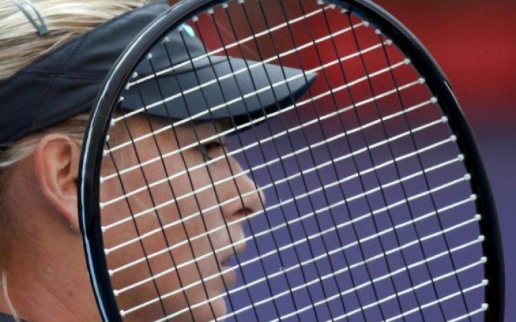 Шарапова загуби от неизвестна унгарка