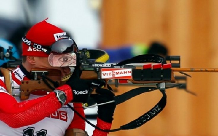 Краси Анев носи българското знаме на откриването на Универсиада 2011 в Турция