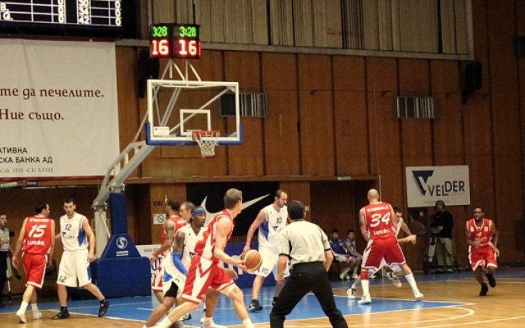 ВИДЕО: Лукойл пак не се даде на Левски