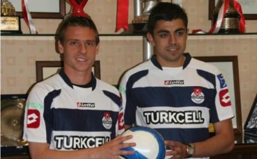 Сърмов с цял мач, а Хичо с 30 минути за Купата