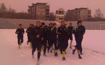 Грипът мъчи трима в Ботев, под въпрос са за мача с Локомотив