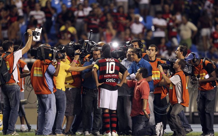 Фламенго с Роналдиньо продължава победния си ход