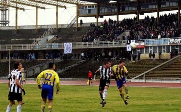 СНИМКИ: Локо Пд представи отбора с 5:1 в последната си контрола