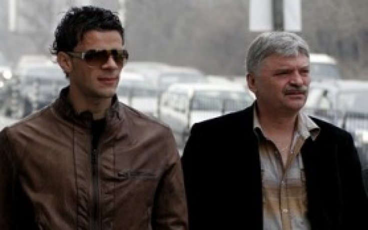 Официално: Валентин Илиев подписа със Стяуа
