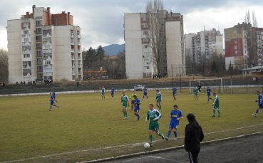 Велбъжд освободи треньора си, няма пара да му плаща
