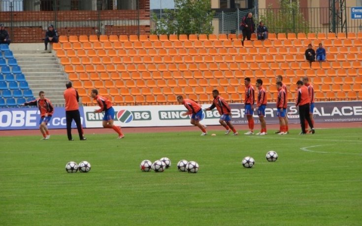 Сливен прегази Янтра със 7:2 в последната си контрола