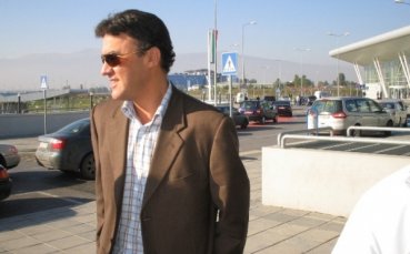 ВИДЕО: Боби Михайлов: Не казвам дали ще съм на Левски - ЦСКА