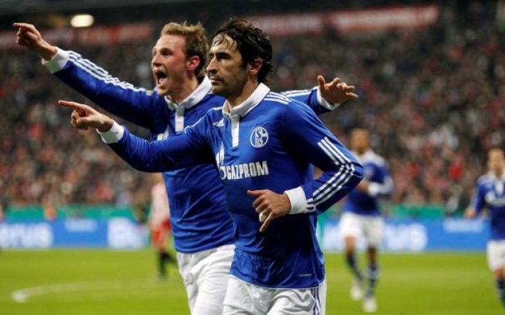 ВИДЕО: Раул посече Байерн, прати Шалке на финал за Купата