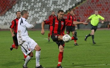 Трима от Локо Сф аут и за Каварна, Лахчев под въпрос