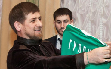 Президентът на Чечня ще е капитан на Благо Георгиев срещу Ромарио и Бебето