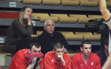 Пини Гершон разузнава младежите, Везенков също в Самоков
