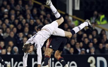 СНИМКИ: Крауч загря за мач в Уелс с бутане на количка