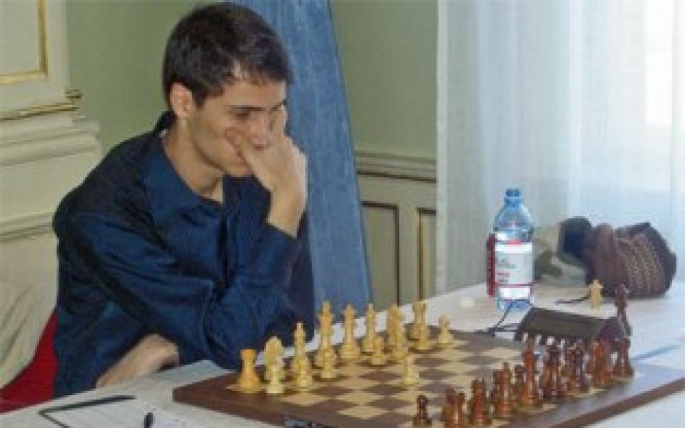 Чепаринов с нова победа в петия кръг във Франция
