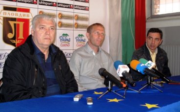 Бонев представи двамата сърби и си пожела по-големи успехи с тях