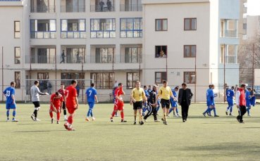 ВИДЕО: Левски‘93 отстрани ЦСКА‘93 в 1/2-финал за Купата на БФС с голове на Чаворски и Мунин