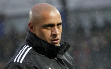 Глобиха Зенит заради Роберто Калос