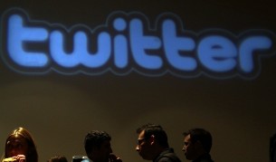 „Туитър“ блокира акаунти след среща в Турция