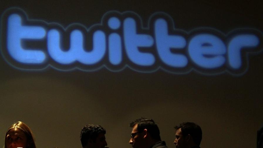 „Туитър“ блокира акаунти след среща в Турция