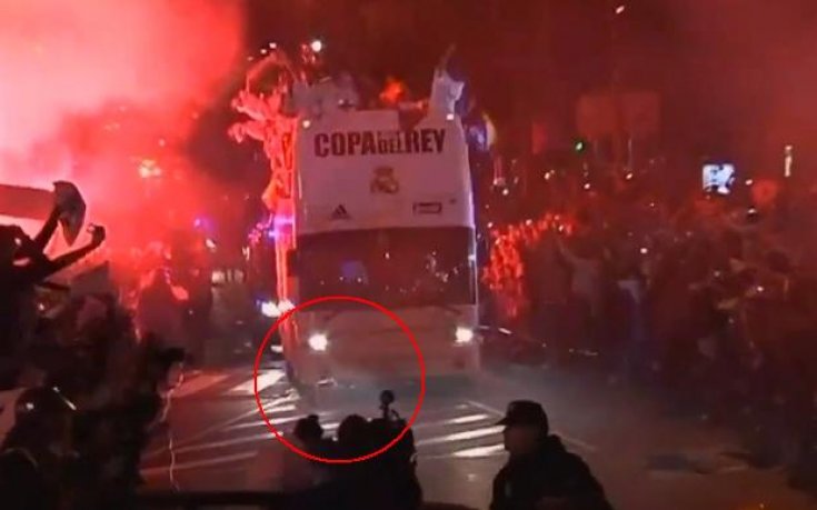 ВИДЕО: НЕВИЖДАНО: Автобусът на Реал премаза Купата на краля
