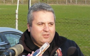 Коко Динев: Даваме възможност на разни Пасти да си живуркат