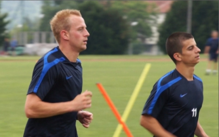 ВИДЕО: Холандският таран на Левски Сьорд Арс продължава да бяга, Папе Фал тренира