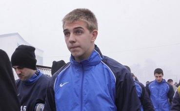Дават равен шанс на Митрев, Акалски и Илиев в първите срещи