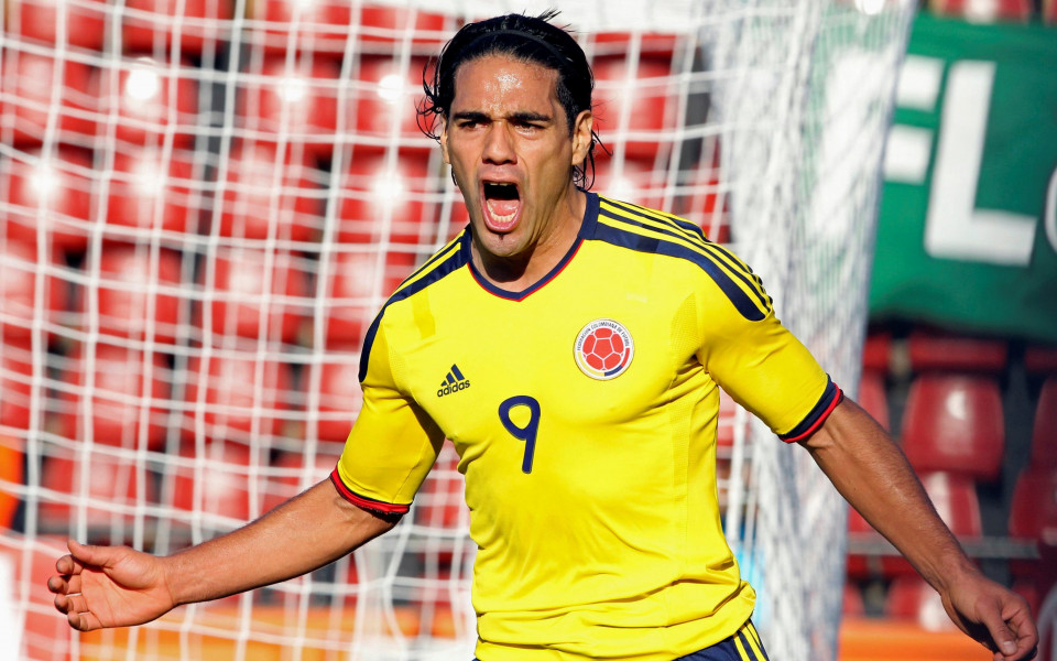 СНИМКИ: Колумбия на Фалкао даде заявка за финал на Копа Америка