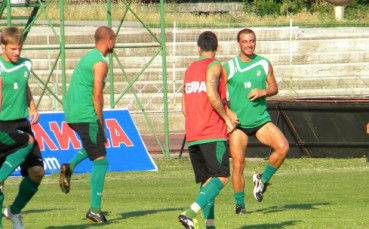 СНИМКИ: Диан Генчев под въпрос за контролата на Берое с Черноморец