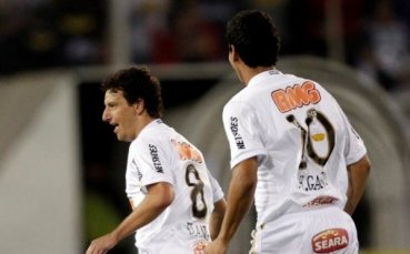 Гансо отрече, че ще играе в Милан