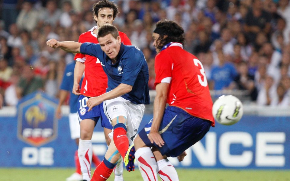 Франция записа равен с Чили