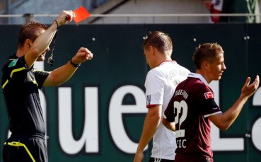 Хамбургер замени Елиа с Иличевич