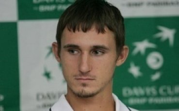 Кутровски отпадна на турнира в Измир