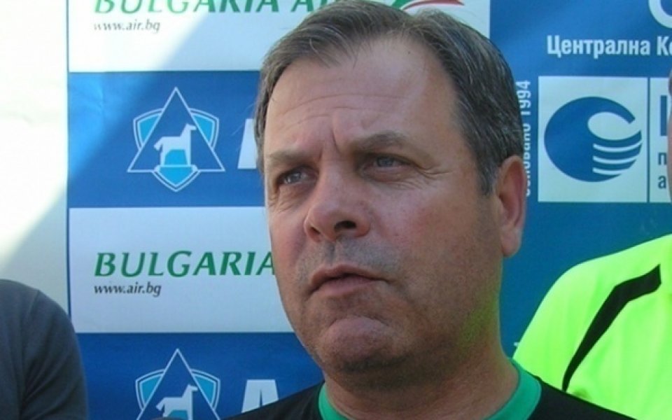 ВИДЕО: Треньорът на Черно море: Антон Генов можеше да им даде дузпа