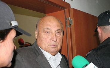 Цар Киро дал 430 000 долара на ФК Литекс
