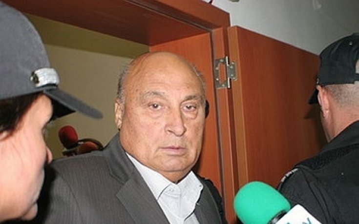 Цар Киро дал 430 000 долара на ФК Литекс