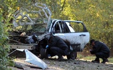 Работи се по три основни версии за взривяването на колата на Диков