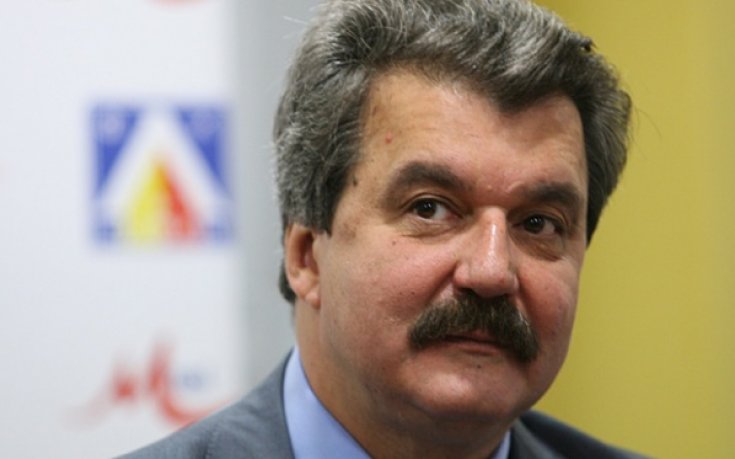 Батков: Безобразно съдийство