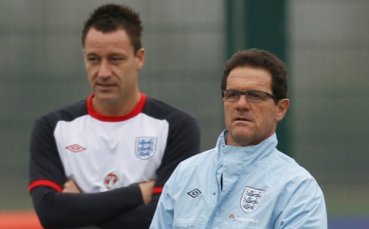 Фабио Капело води англичаните на лагер в Марбея