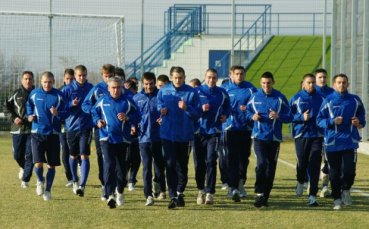 Черноморец почна с 3-ма нови и американец на проби