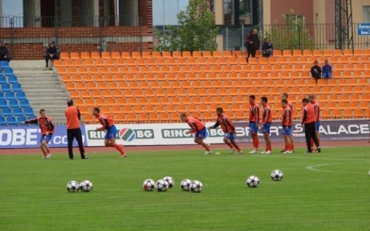 Ивайло Петров също разтрогна договора си със Сливен